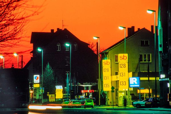 Bahnhofstraße, Freie Tankstelle. 1982